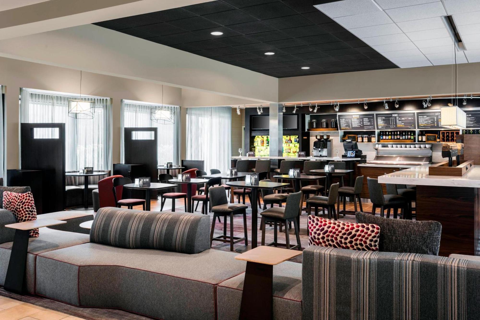 Courtyard Chicago O'Hare Ξενοδοχείο Des Plaines Εξωτερικό φωτογραφία